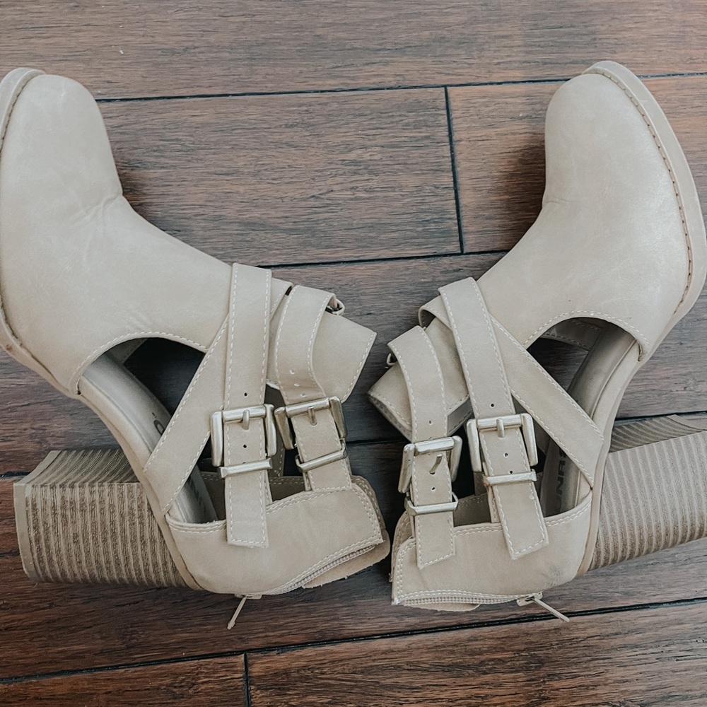 Women’s High Heel Boot Shoes